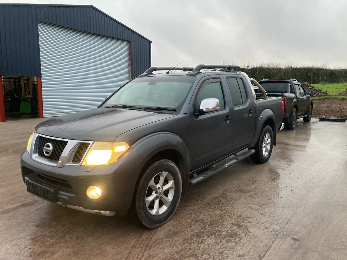 Nissan navara tekna - Image 1