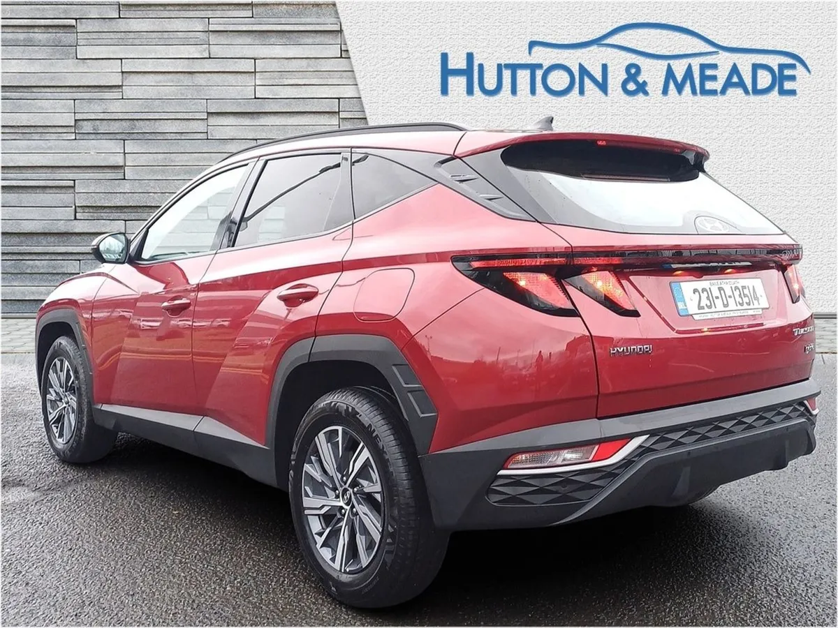 Hyundai Tucson Executive HEV 1.6 Petrol 5dr - Image 2