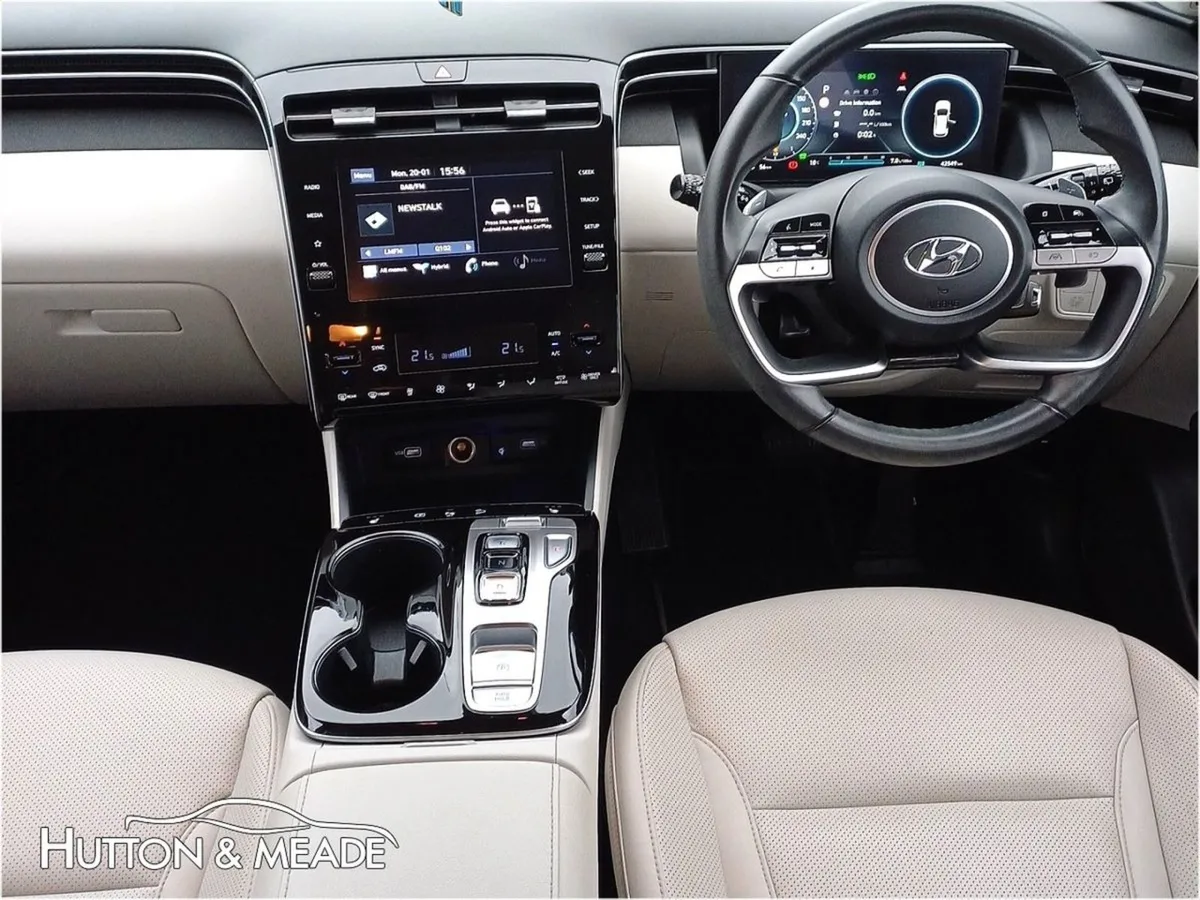 Hyundai Tucson Executive HEV 1.6 Petrol 5dr - Image 3