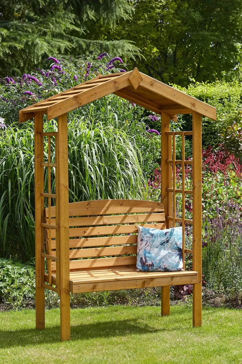 TOM CHAMBERS GARDEN FURNITURE 10% OFF - Image 3