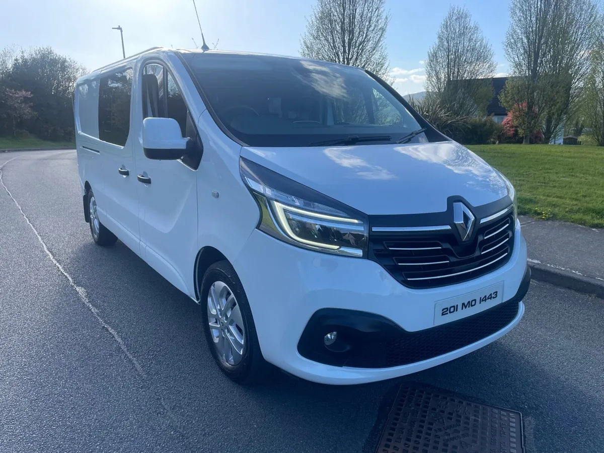 Renault Trafic crew cab 2020 - Image 1