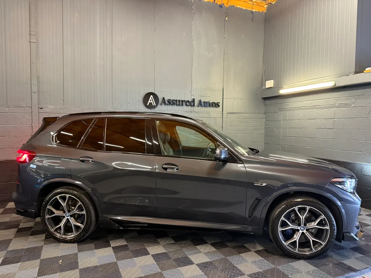 BMW X5 3Ltr X-Drive 45e M-Sport Pro /M Performance - Image 2