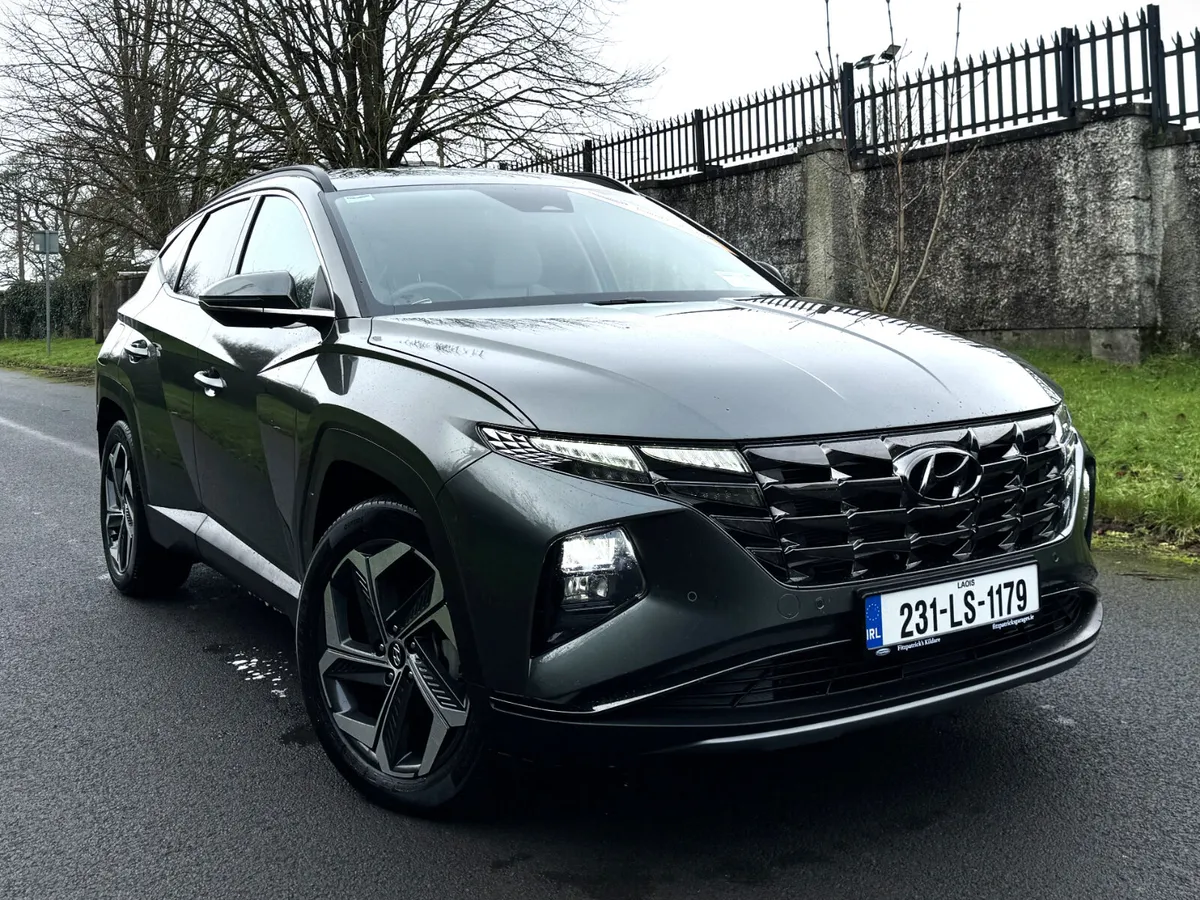 Hyundai Tucson PHEV 4WD Executive Plus - Image 1