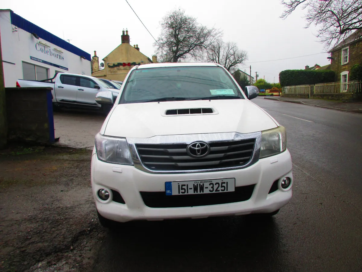 Toyota Hilux 2015 - Image 1