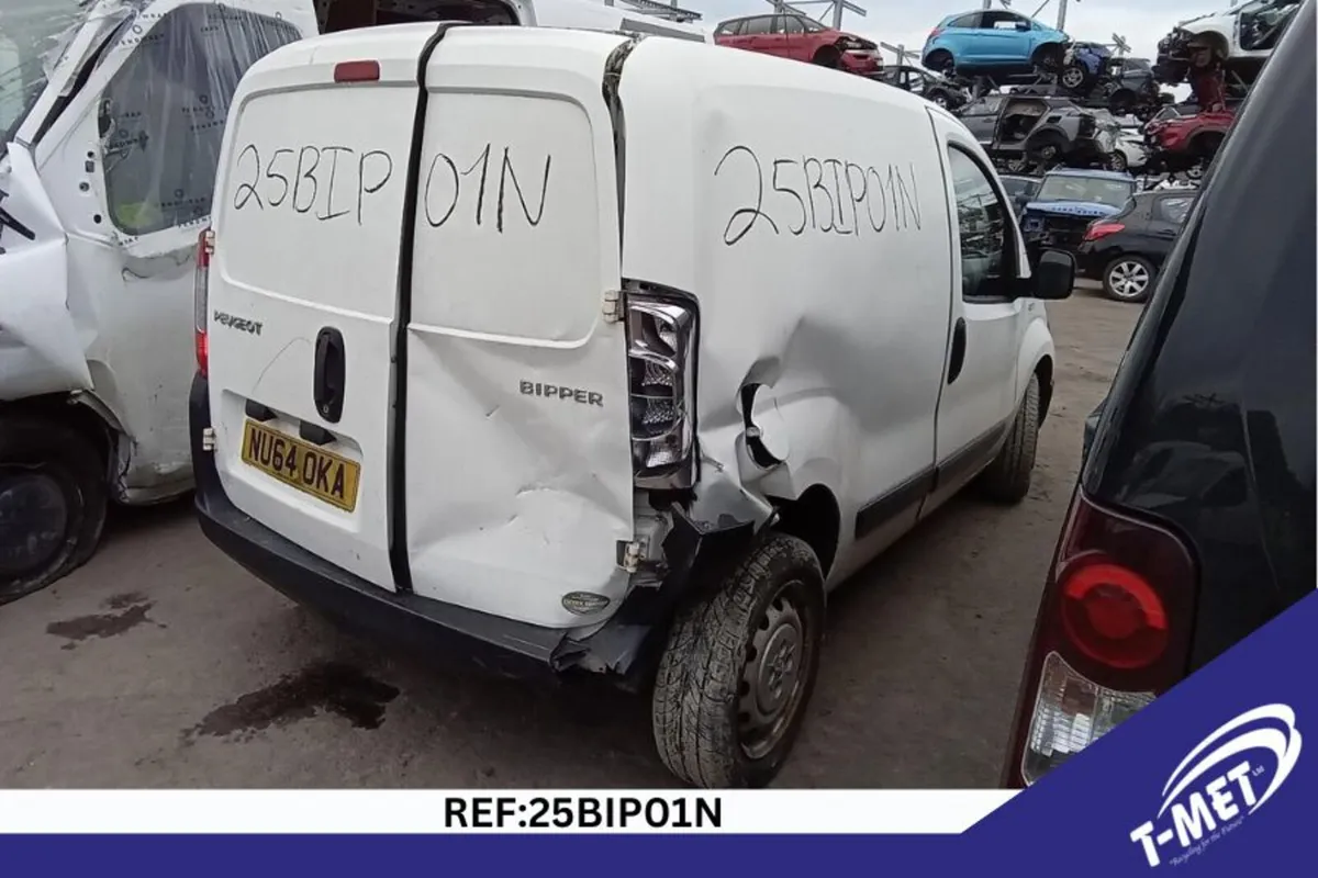 2014 PEUGEOT BIPPER BREAKING FOR PARTS - Image 4