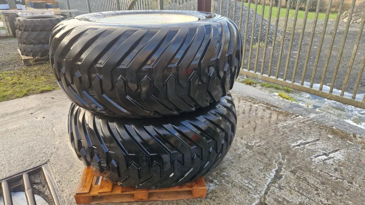 Wheels and tyres - Image 1