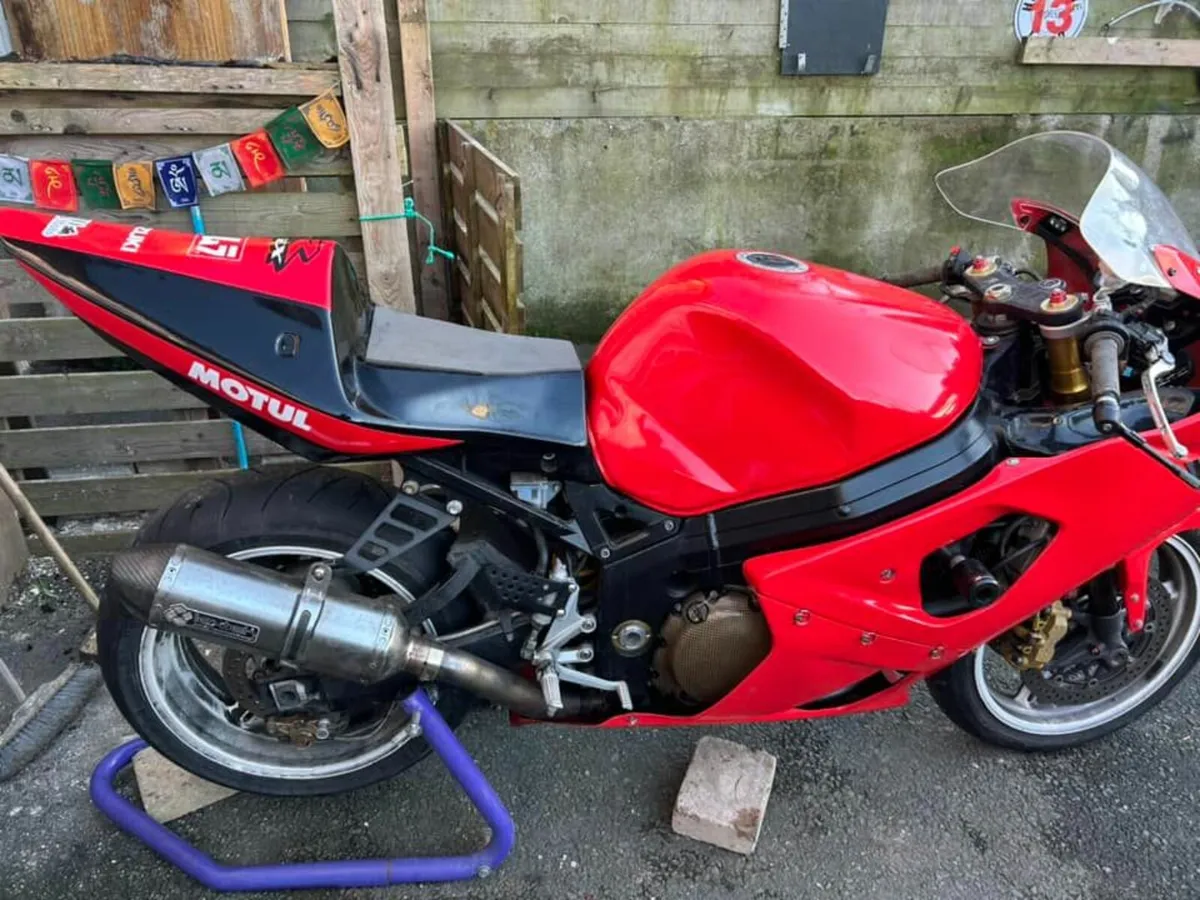 Amazing 2003 Suzuki GSXR 1000  Road &Track Bike - Image 4