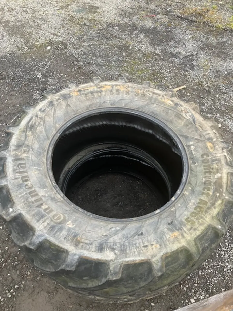 2X Continental 650x65x38 tyres - Image 2