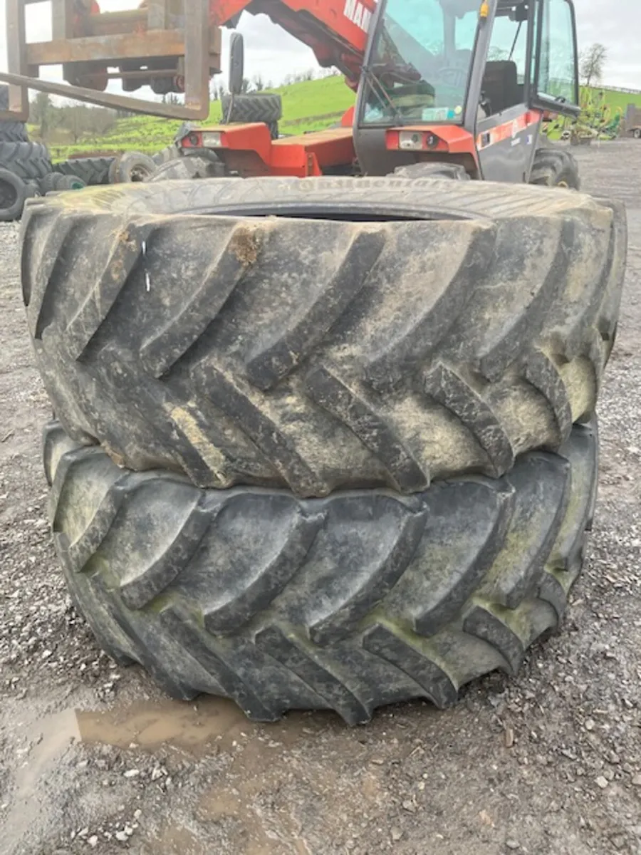 2X Continental 650x65x38 tyres - Image 4