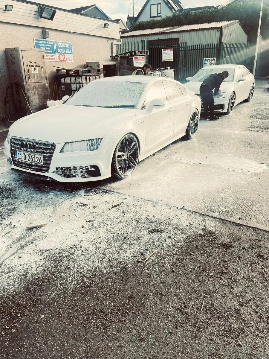 Car - Image 1