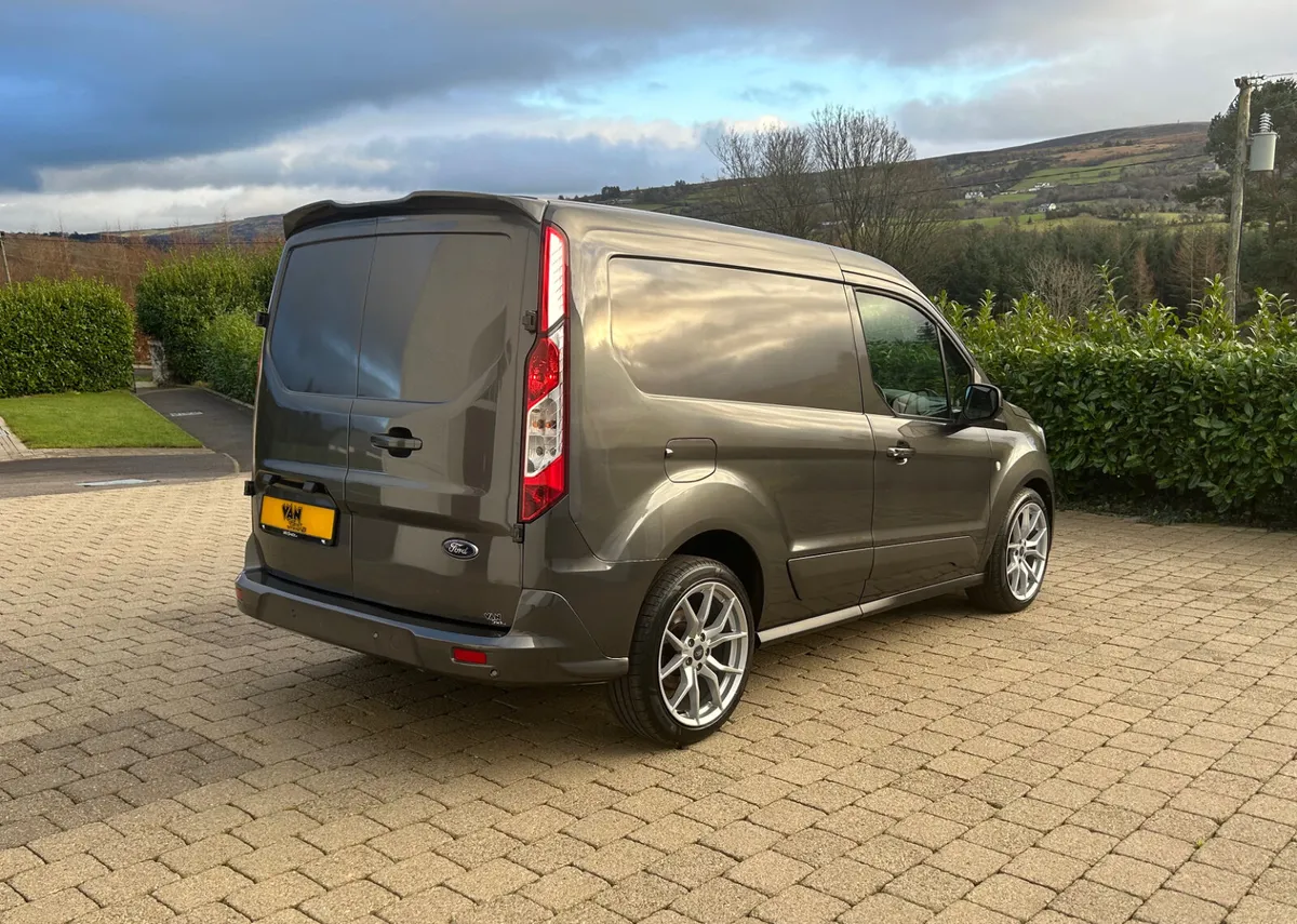 2021 Ford Transit Connect Limited 1.5tdci 120bhp - Image 4