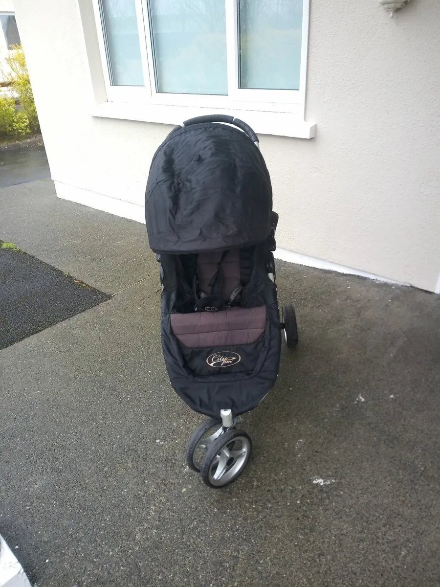 Pushchair and Footmuff - Image 2