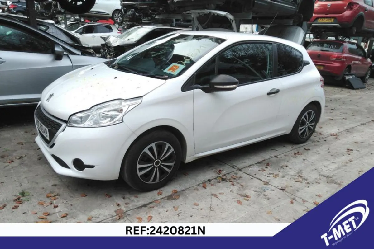 2014 PEUGEOT 208 BREAKING FOR PARTS - Image 1