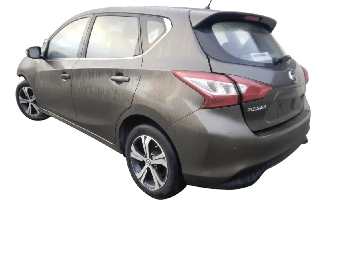 2015 NISSAN PULSAR For Breaking/Dismantling - Image 3