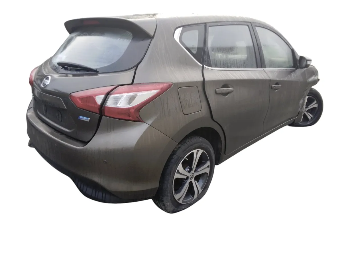 2015 NISSAN PULSAR For Breaking/Dismantling - Image 4