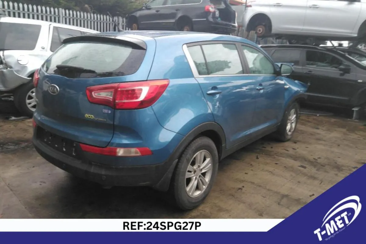 2012 KIA SPORTAGE BREAKING FOR PARTS - Image 1