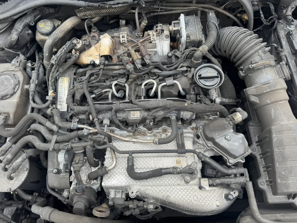 Breaking 2021 Volkswagen arteon 2.0 tdi - Image 4