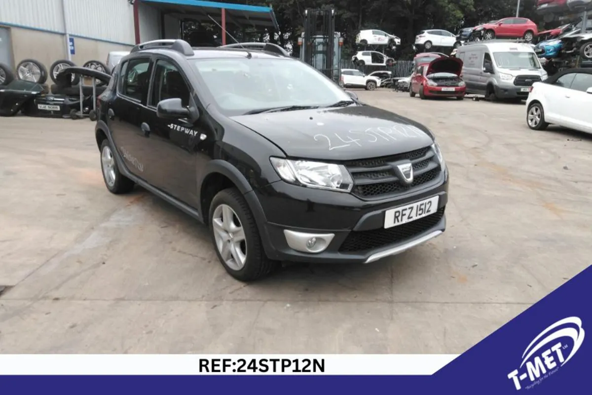 2014 DACIA SANDERO STEPWAY BREAKING FOR PARTS - Image 1