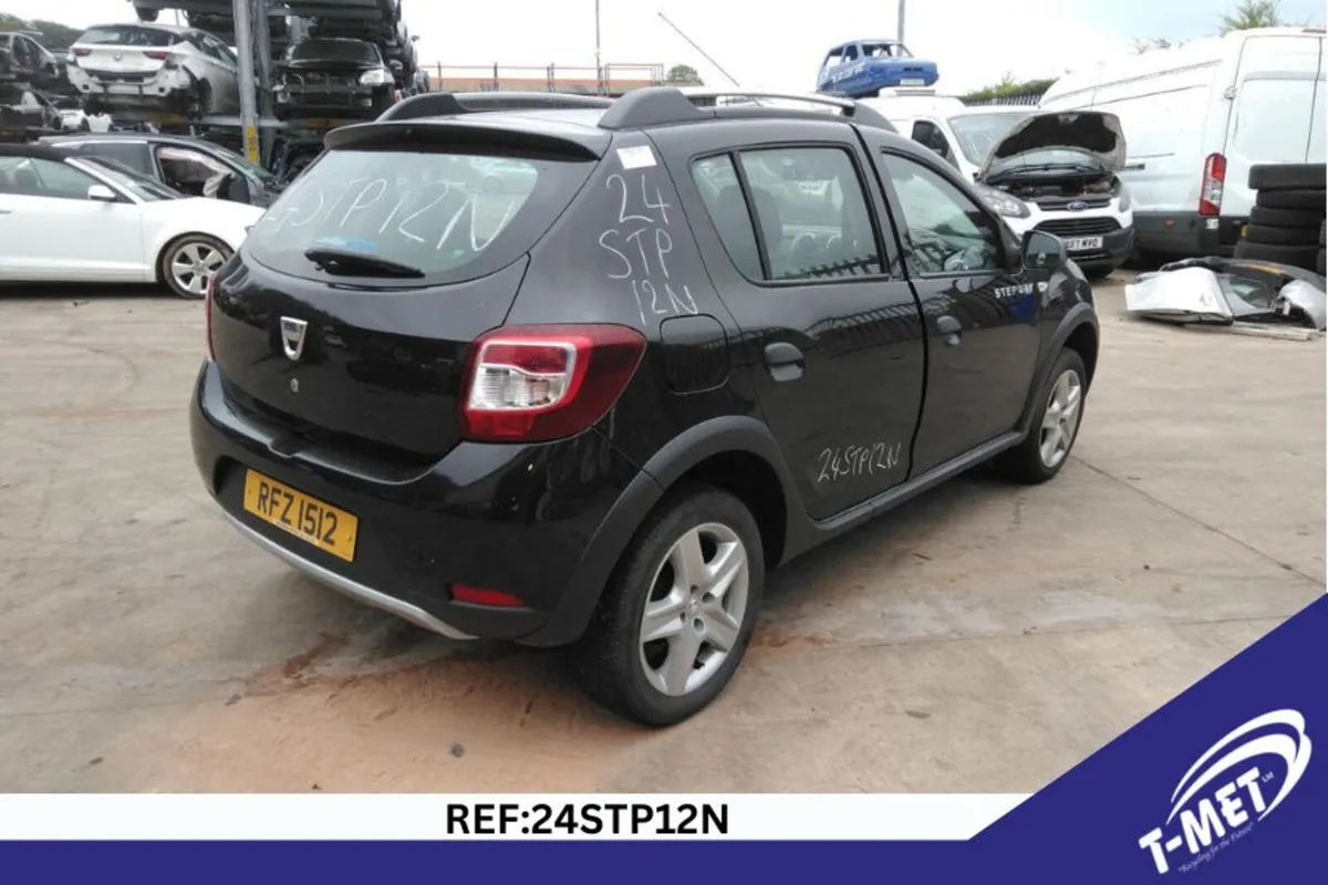 2014 DACIA SANDERO STEPWAY BREAKING FOR PARTS - Image 4