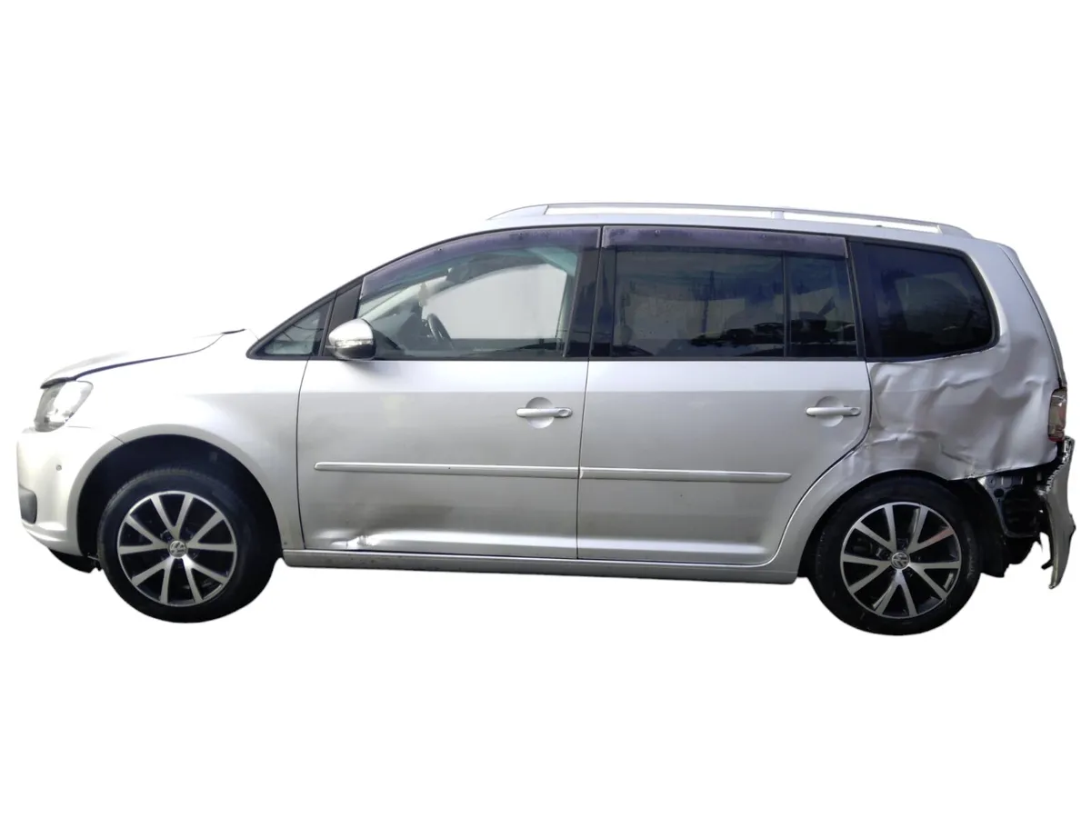 2014 VOLKSWAGEN TOURAN For Breaking/Dismantling - Image 2