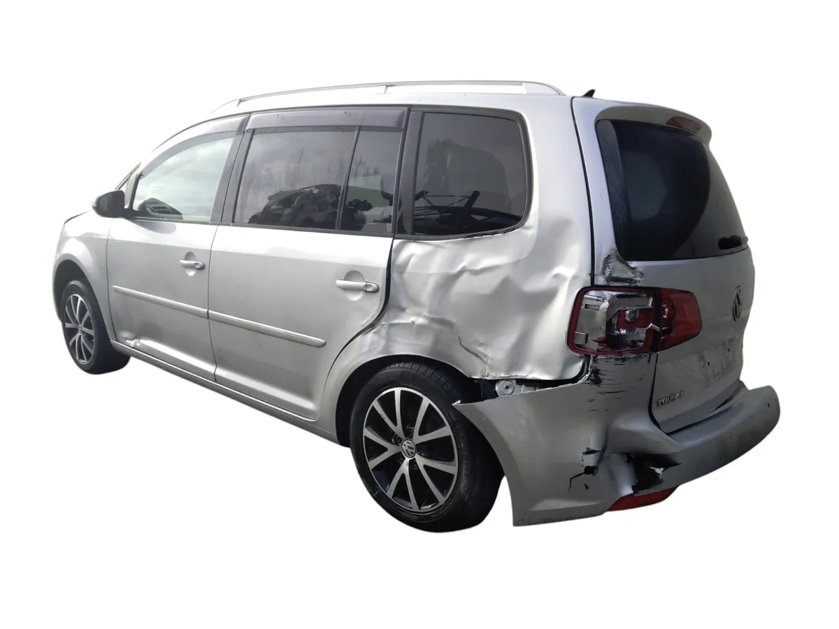 2014 VOLKSWAGEN TOURAN For Breaking/Dismantling - Image 3