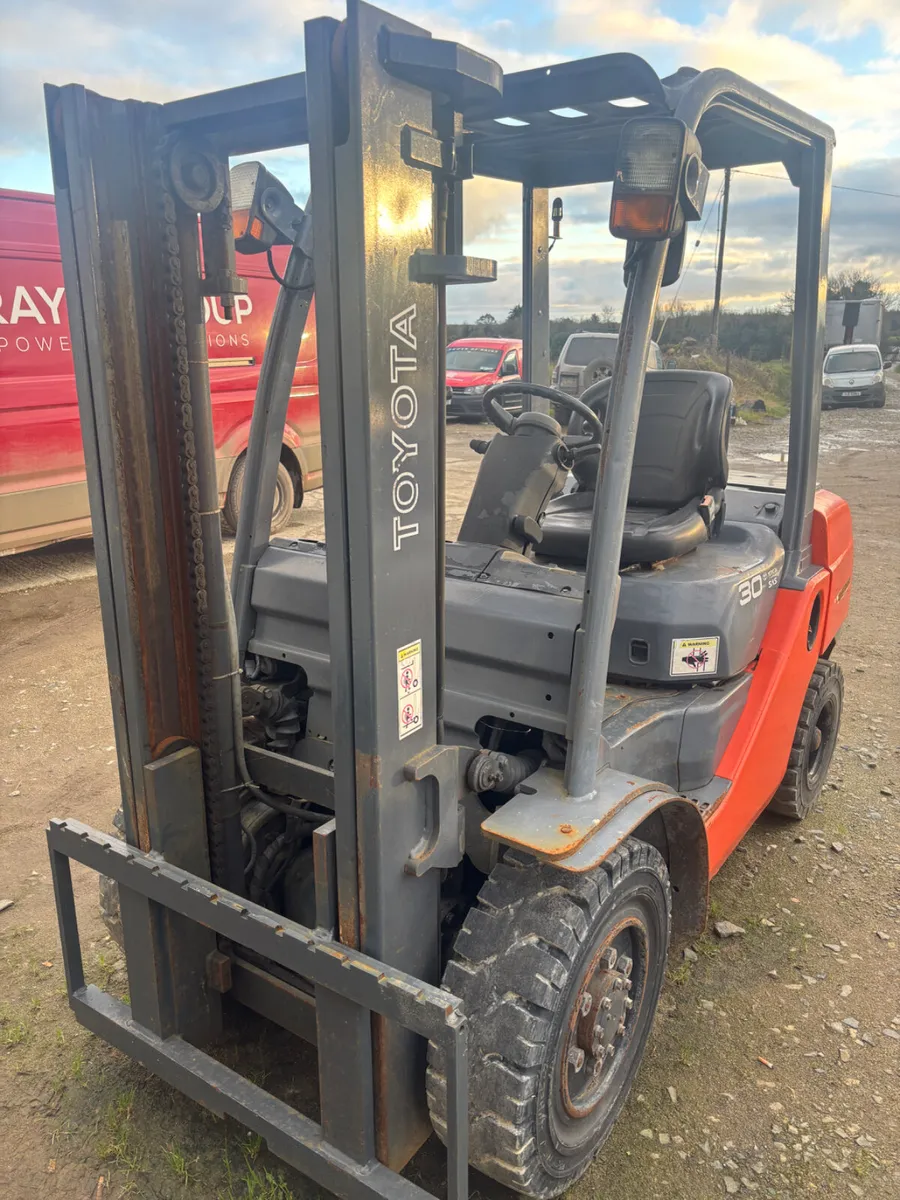 2018 Toyota Forklift 3 ton - Image 2