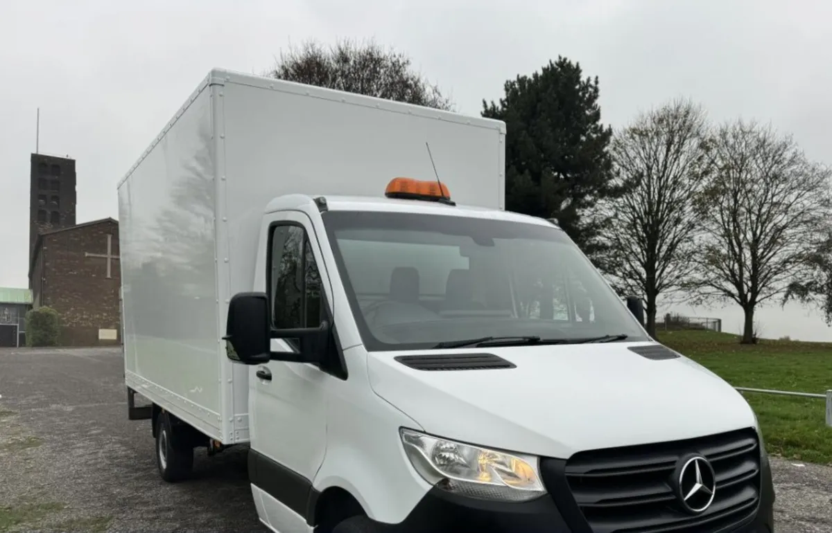 CURTAIN - 2020 MERCEDES-BENZ SPRINTER - Image 3