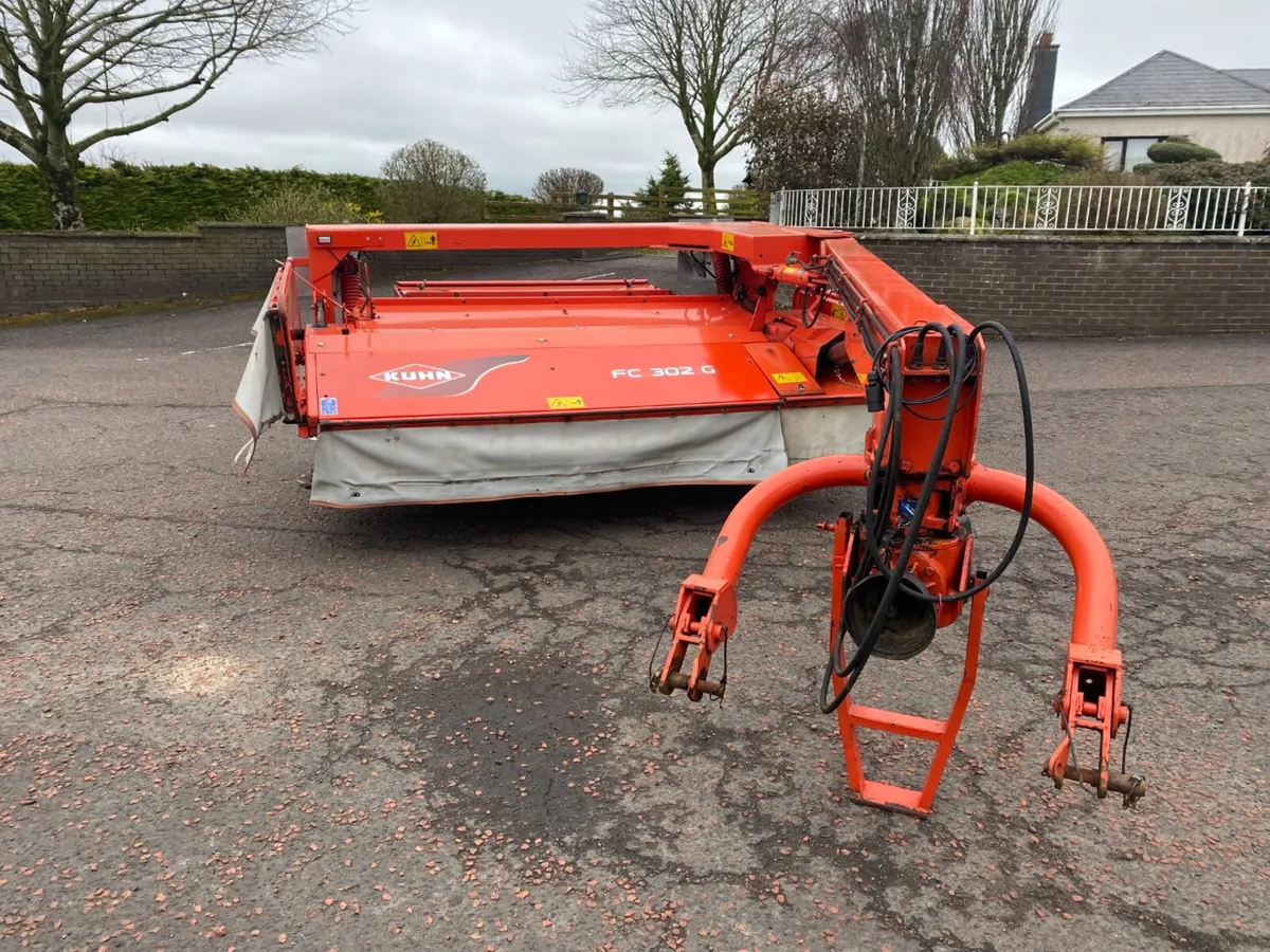 Kuhn FC302G Mower Conditioner - Image 3