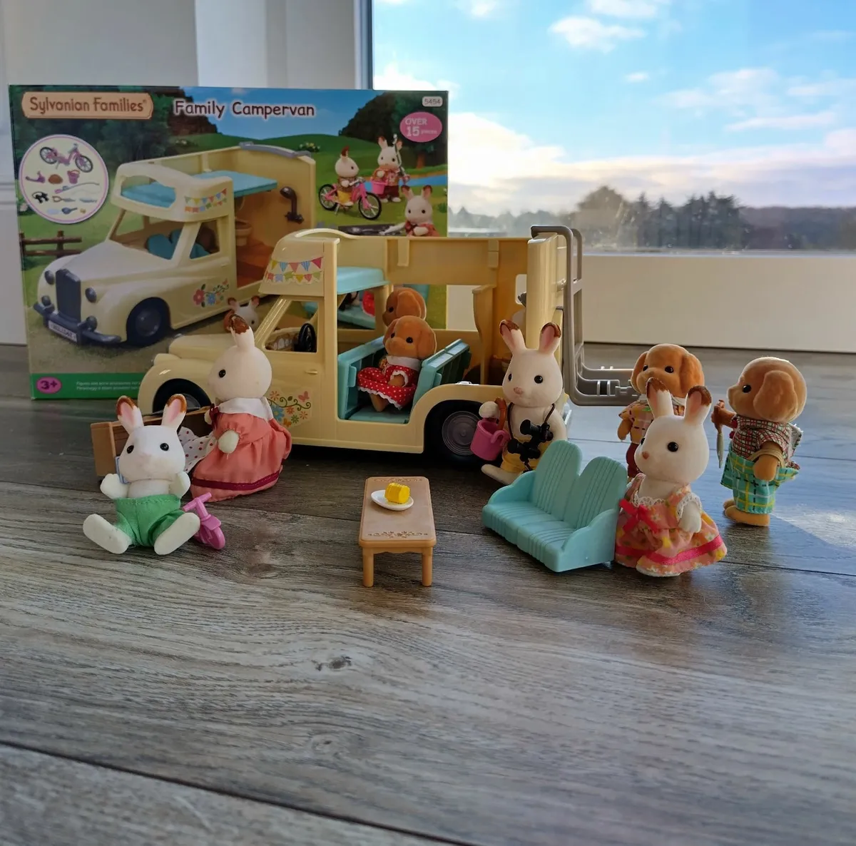Sylvanian Family Campervan