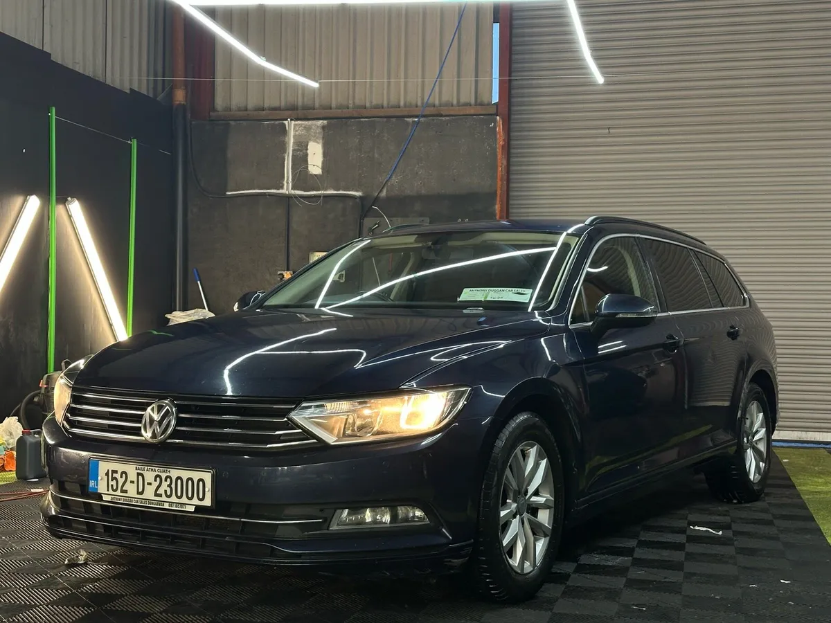 Volkswagen Passat 2015 - Image 1