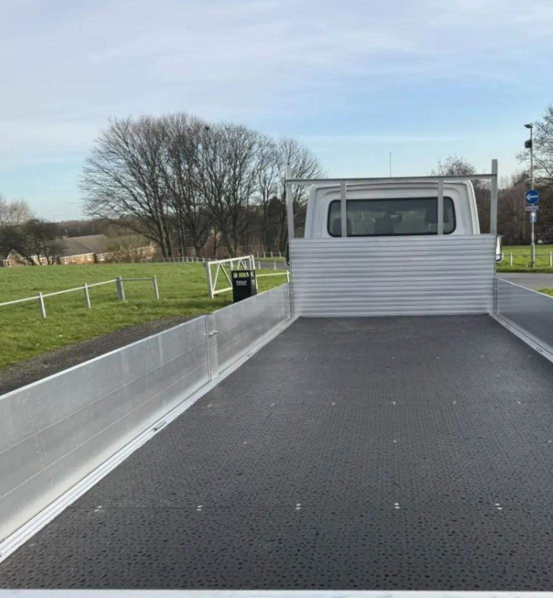 DROPSIDE 2022 MERCEDES-BENZ SPRINTER - Image 4