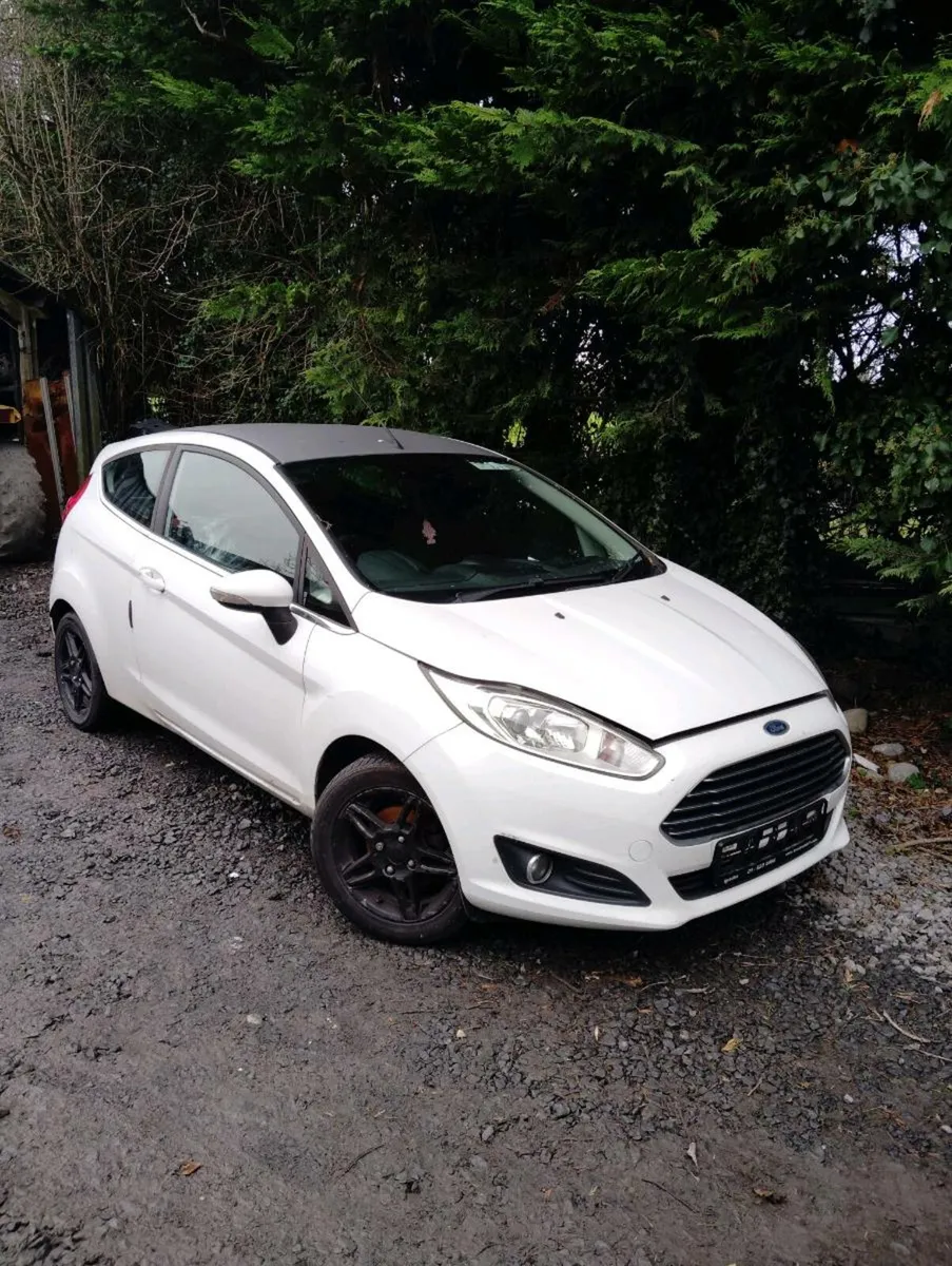 Breaking ford fiesta 2013 1.25 petrol - Image 1