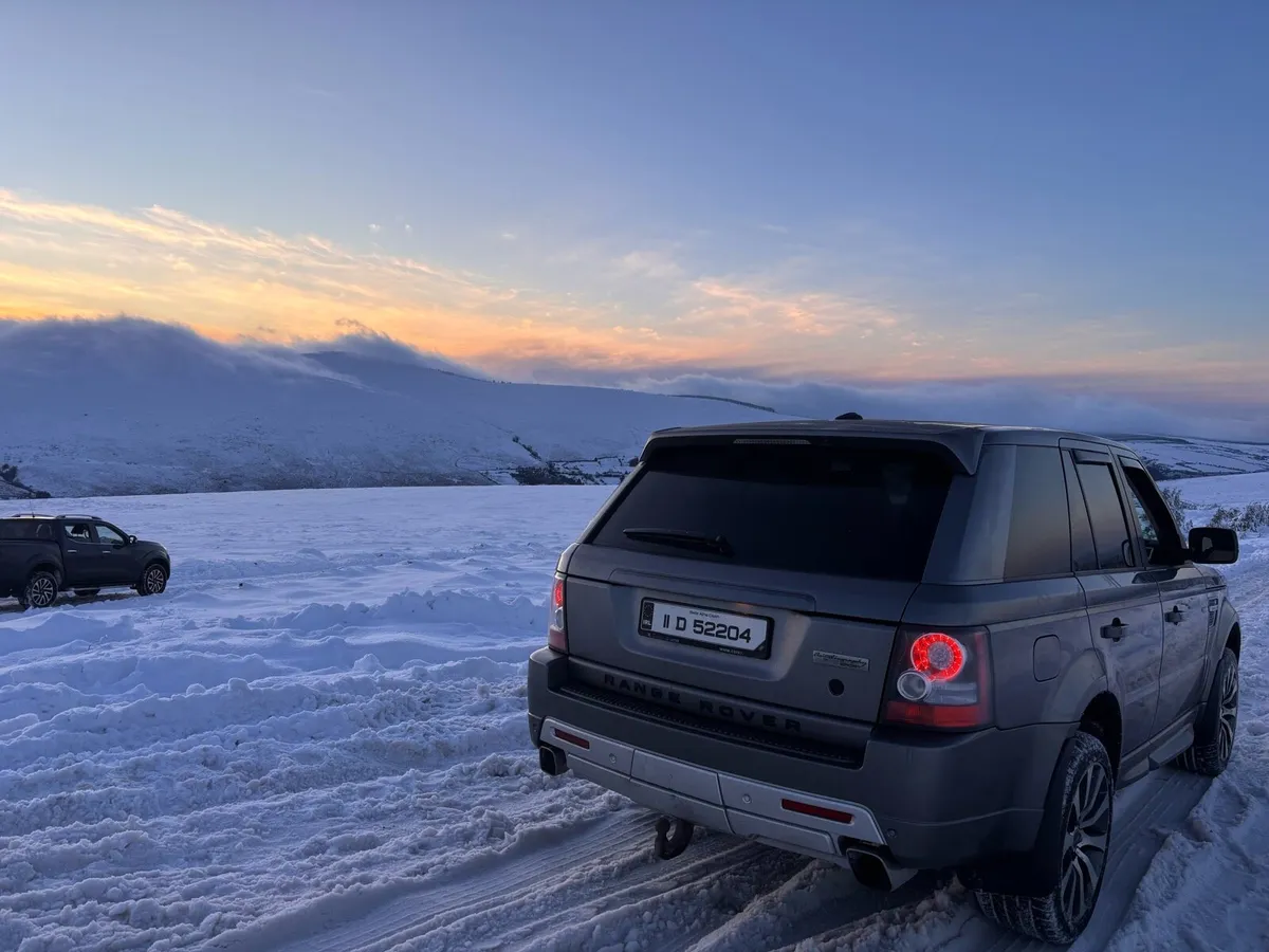 Crew cab Range Rover Autobiography - Image 2