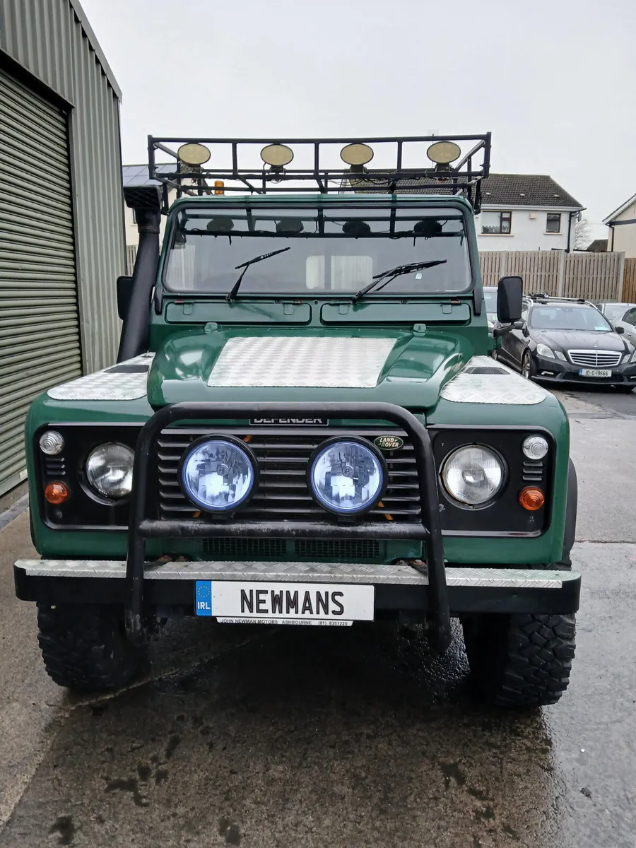 2003 Land Rover Defender 130 p/up - Image 3