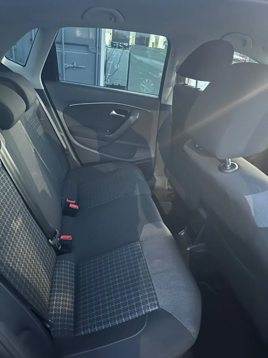 VOLKSWAGON POLO 1.2L TSI Comfortline 2015 - Image 19