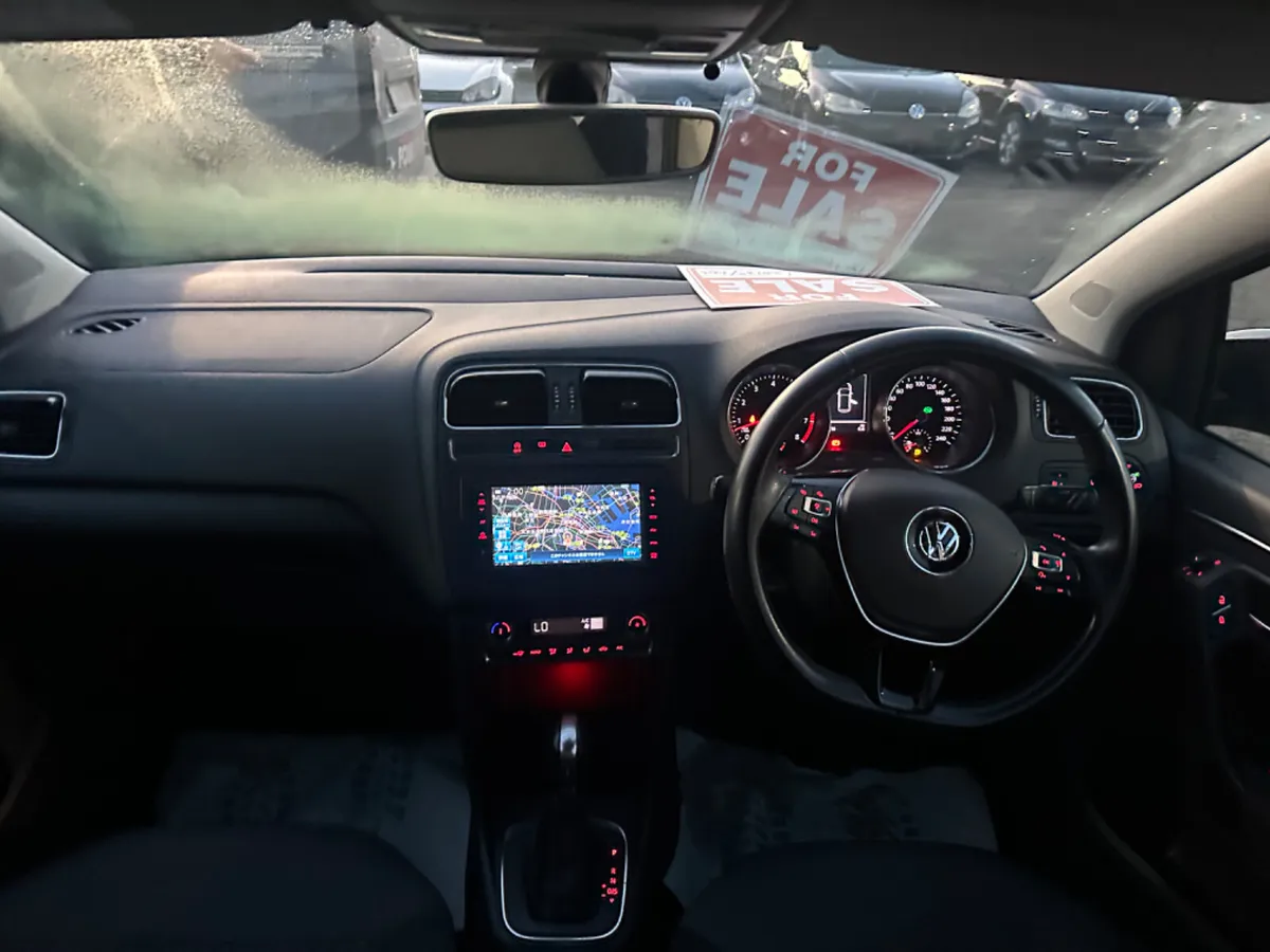 VOLKSWAGON POLO 1.2L TSI Comfortline 2015 - Image 14