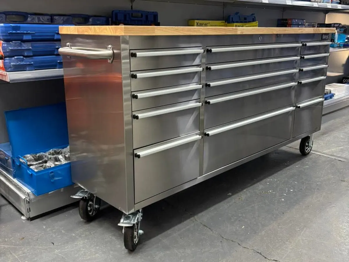 15 DRAWER 72" TOOL CHEST - Image 3