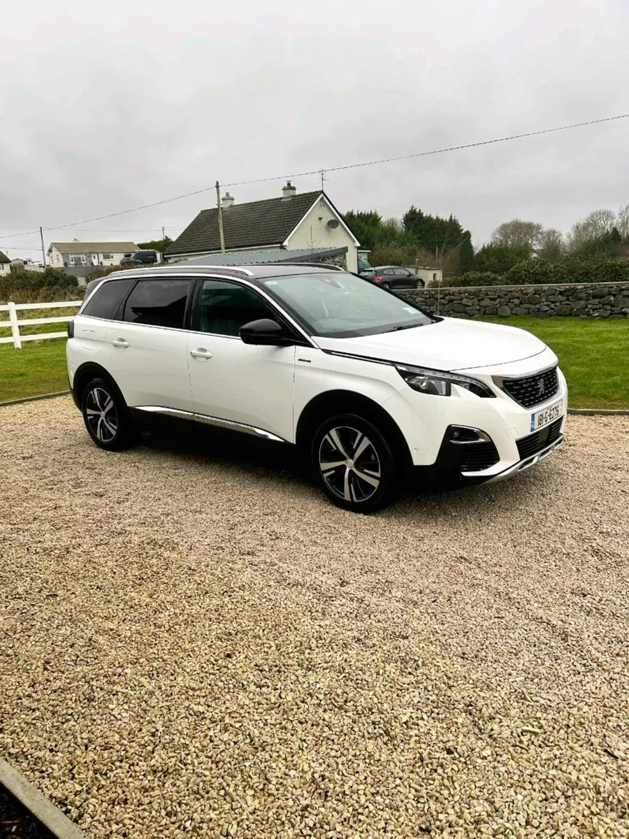 Peugeot 5008 GT Line 130HP - Image 4