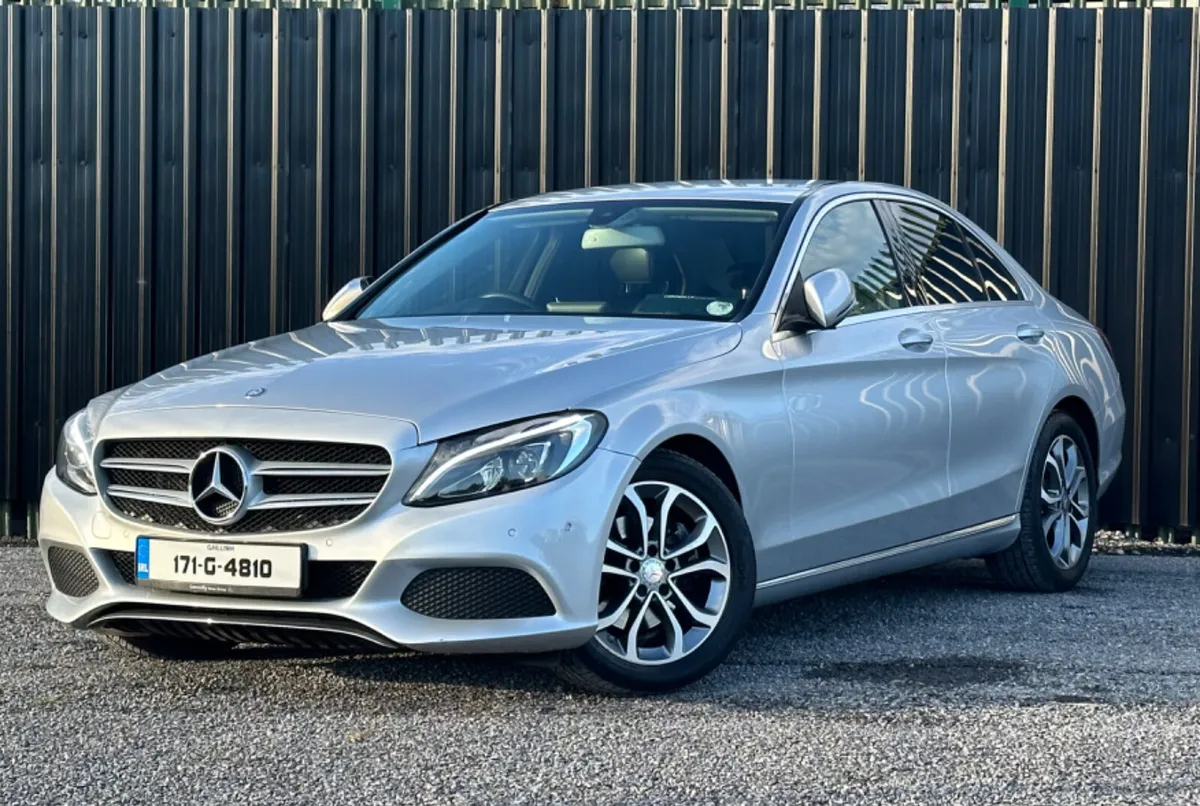 Mercedes-Benz C220d Auto *Immaculate - Image 2