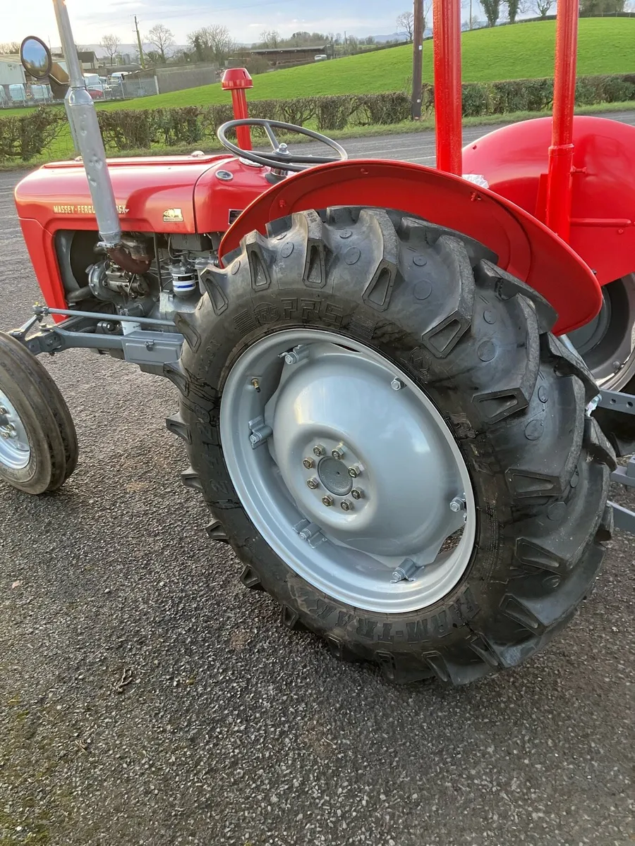 Tractor - Image 4