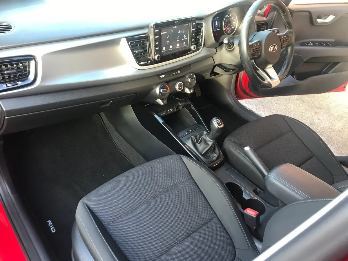201 Kia Rio 1.0L GT LINE  ONLY 35000 MILES AS NEW. - Image 2