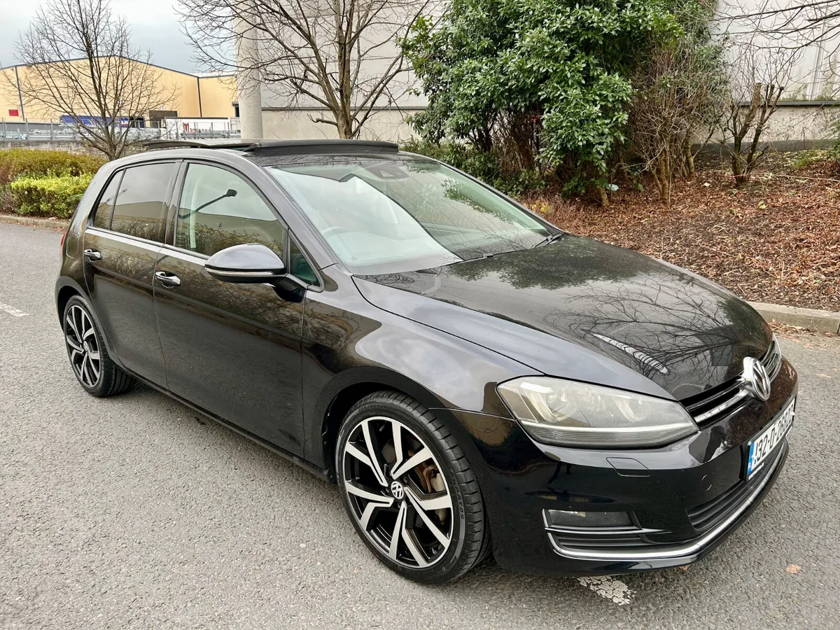 VOLKSWAGEN GOLF HIGHLINE SUNROOF LEATHER - Image 1