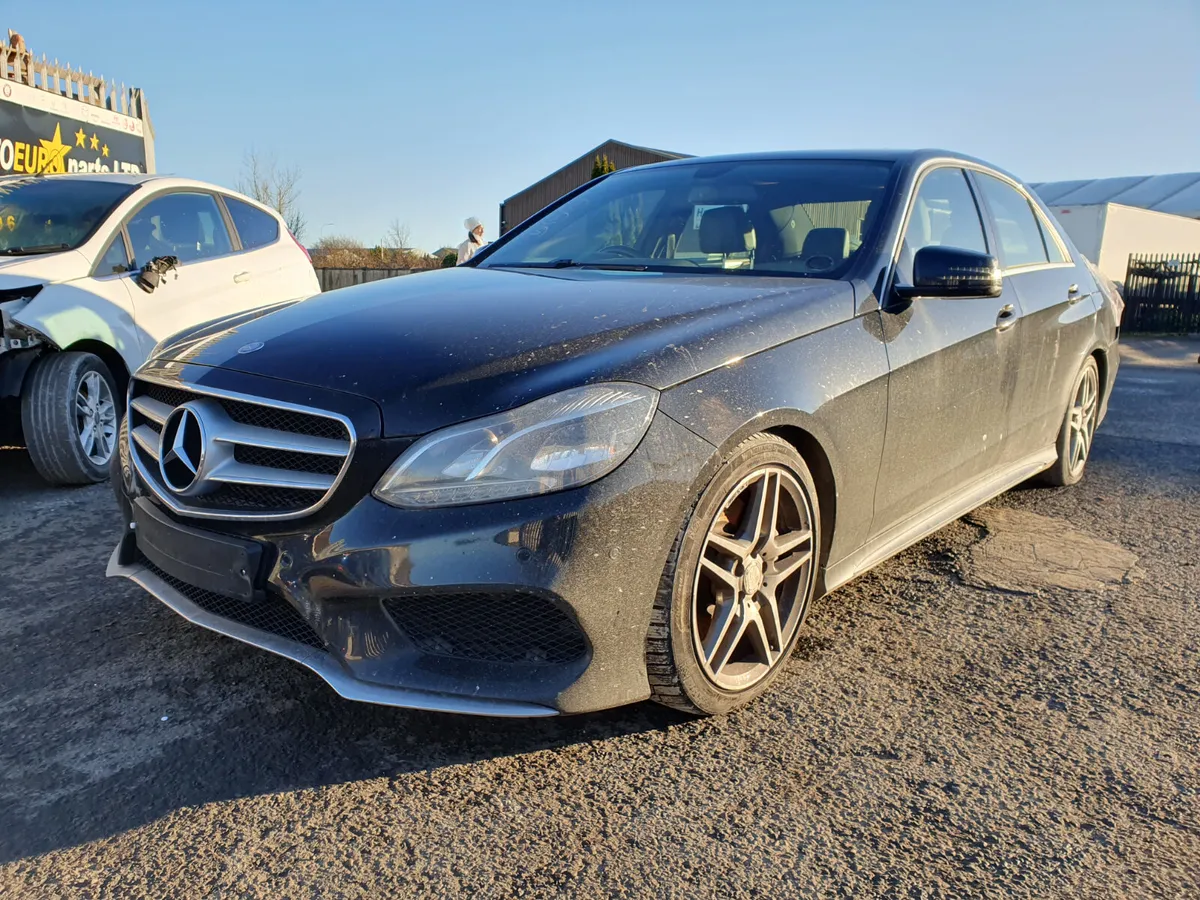 15 MB E-CLASS  3.0 D (642) AMG FOR BREAKING - Image 1