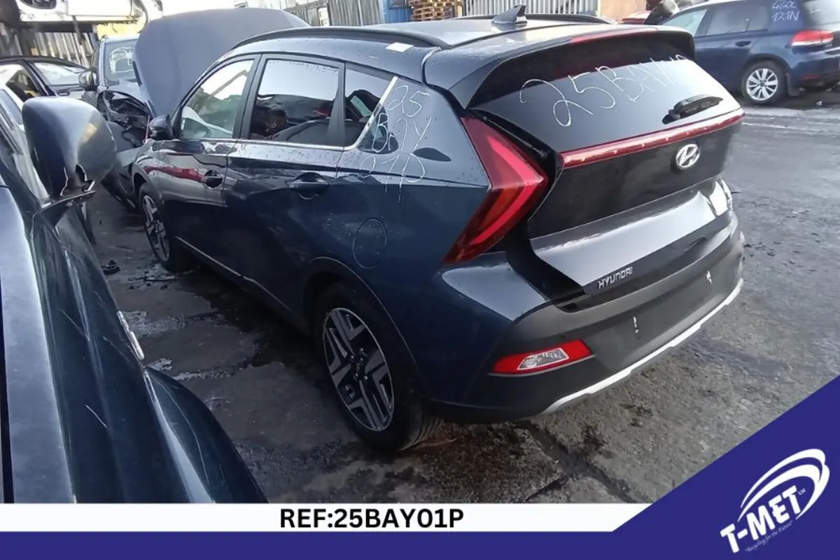 2023 HYUNDAI BAYON BREAKING FOR PARTS - Image 3