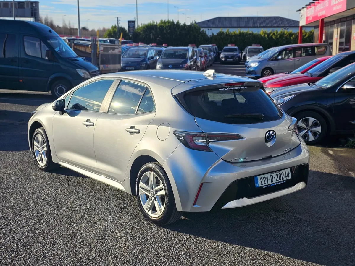 Toyota Corolla Luna Hybrid Auto 1.8 Petrol (2022) - Image 3