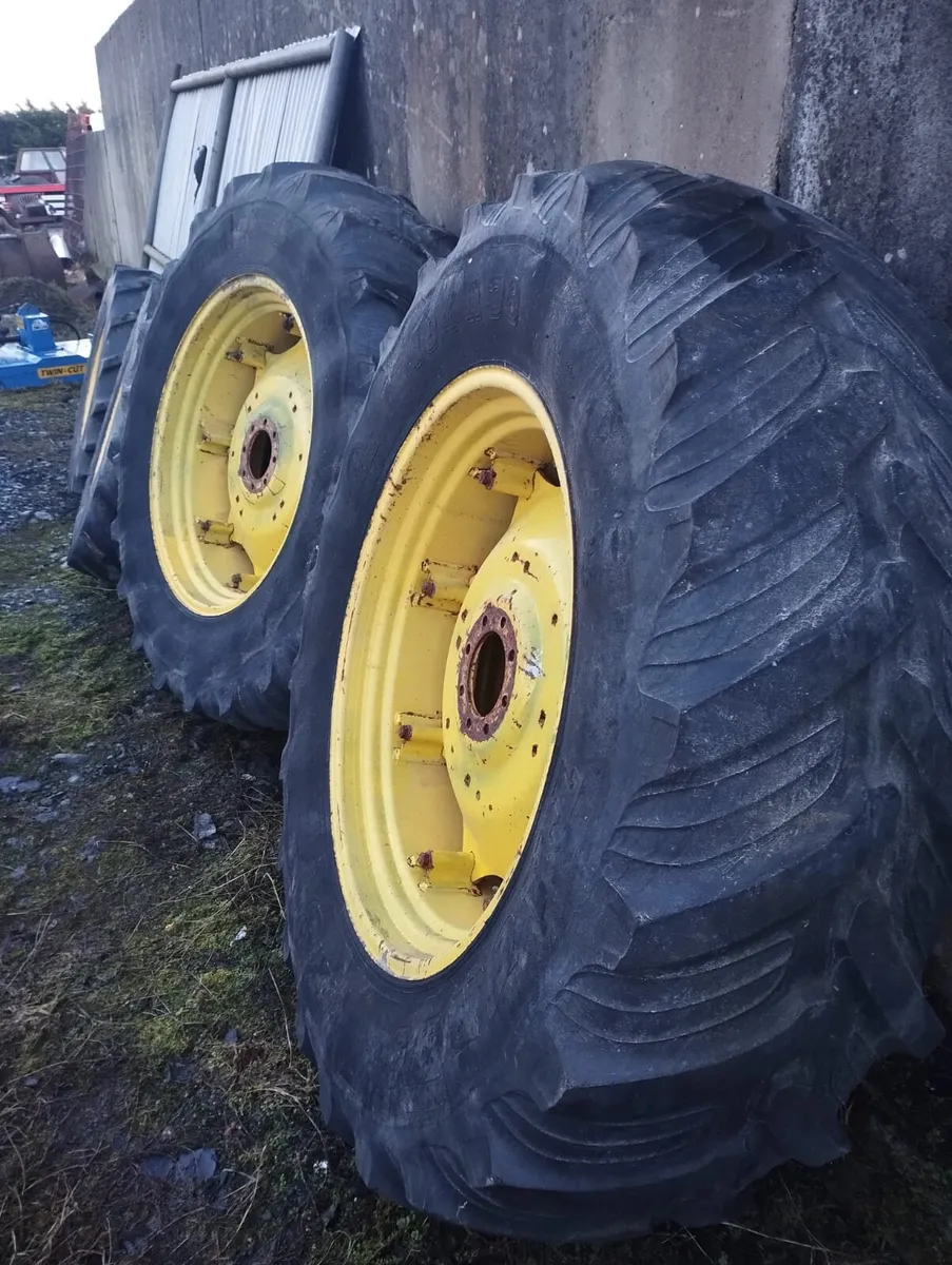 Tractor wheels - Image 4