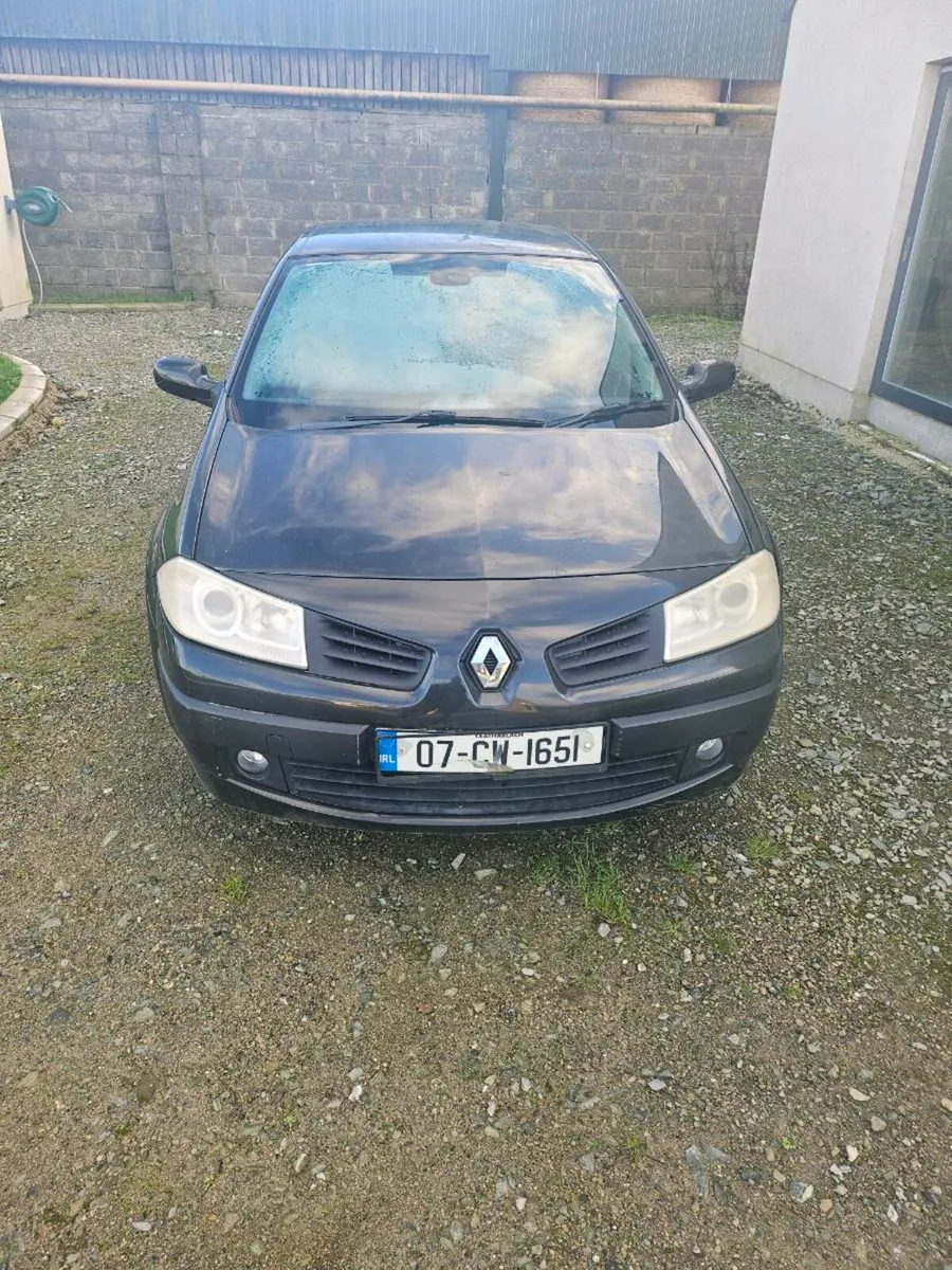 Renault - Image 1