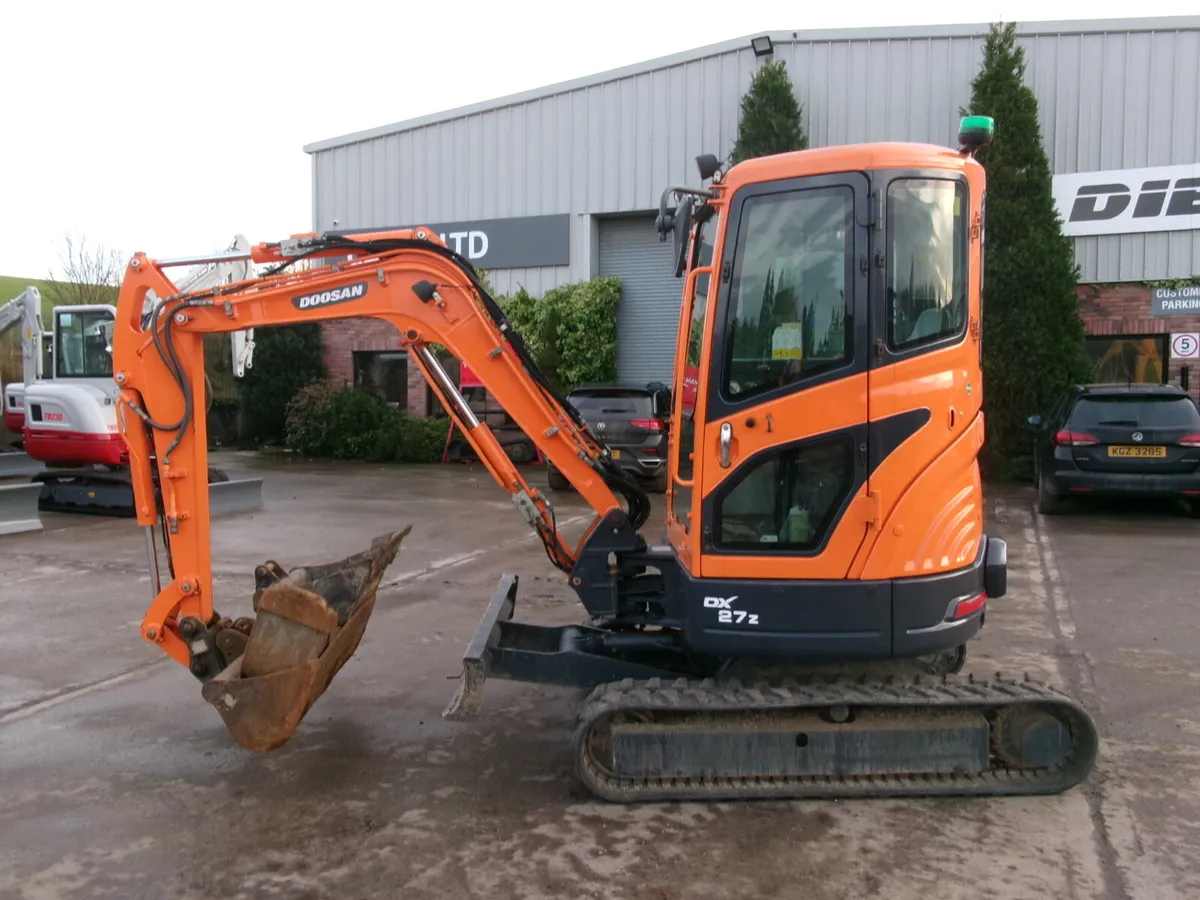 Doosan DX27 Z     #14004868 - Image 1