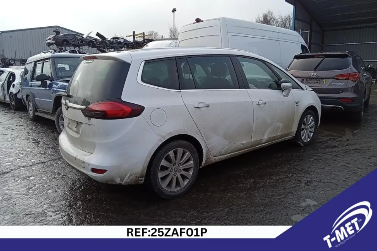 2016 VAUXHALL ZAFIRA BREAKING FOR PARTS - Image 1