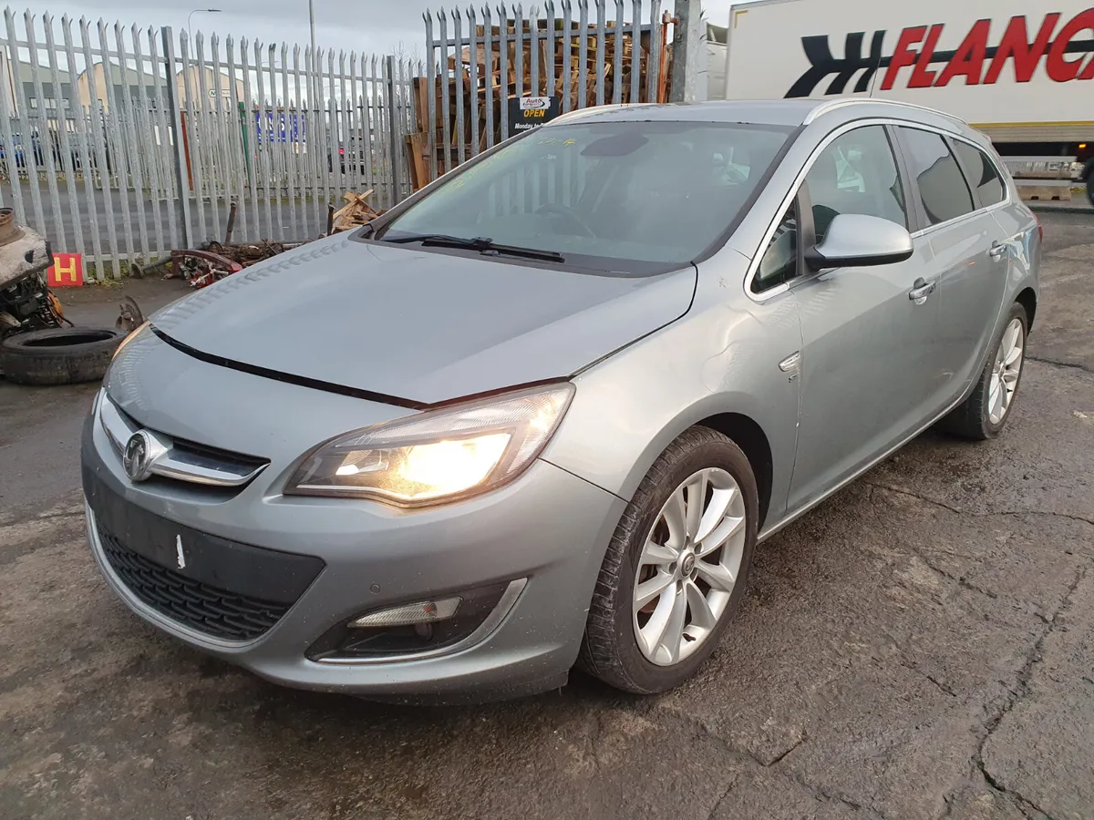 13 OPEL ASTRA  2.0 CDTI (A20DTH) FOR BREAKING - Image 2